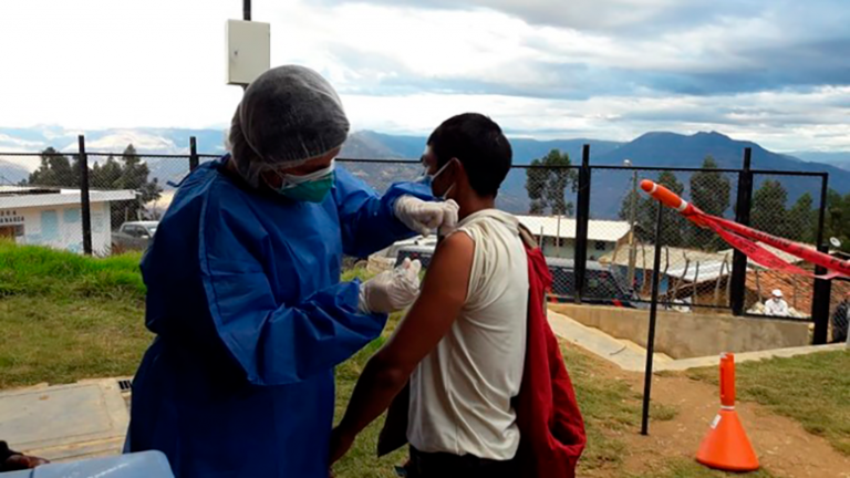 Summa Gold: empresa minera brinda apoyo para el transporte de vacunas contra la covid-19 para niños de Huamachuco