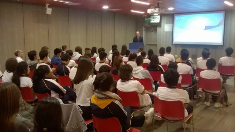 XXV edición de la Feria Educativa Internacional llega de manera presencial con más becas para jóvenes peruanos