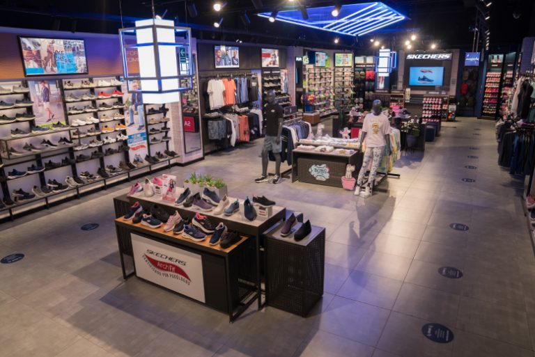 Skechers triplica el tamaño de su tienda en el Centro Comercial Plaza Lima Norte