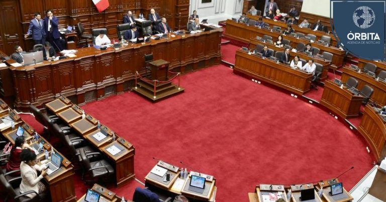 Congreso aprueba adelanto de elecciones generales para abril del 2024