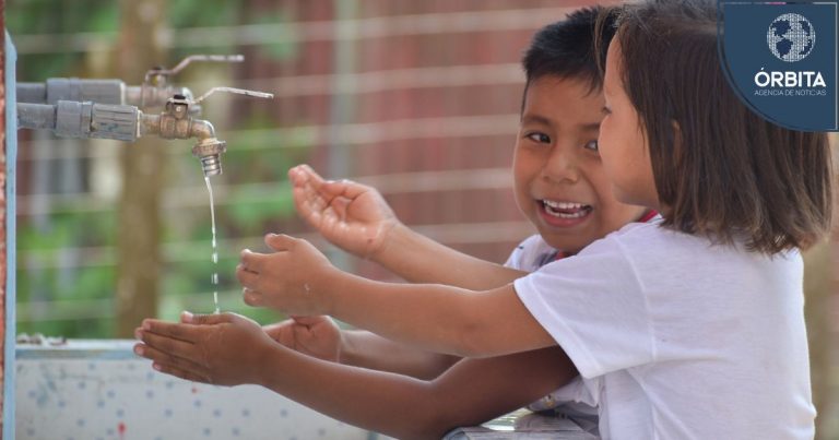 Sunass buscará que escolares tomen agua segura en colegios en los próximos 4 años
