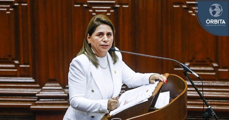Renuncia la ministra de Salud por la crisis sanitaria