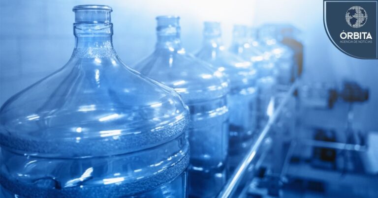 Mercado de agua embotellada en Perú experimenta un crecimiento del 19% en el inicio del verano 2024