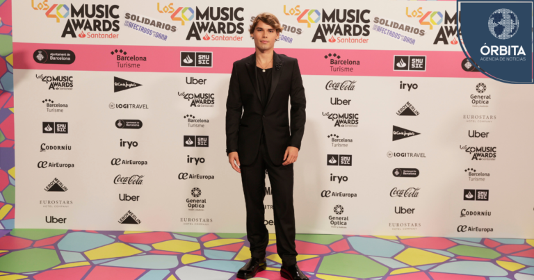 Pascal, el artista revelación peruano brilla en los 40 Music Awards de España