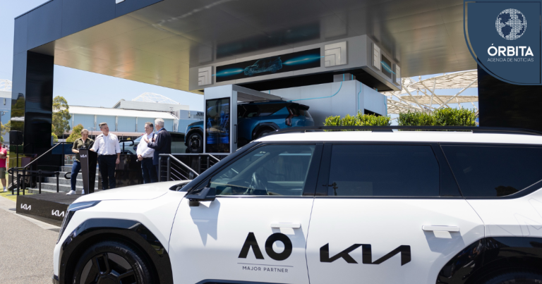 Kia celebra 24 años como mobility partner del Australian Open 2025