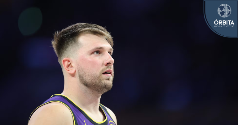 Luka Doncic brilla con los Lakers y lidera su racha ganadora