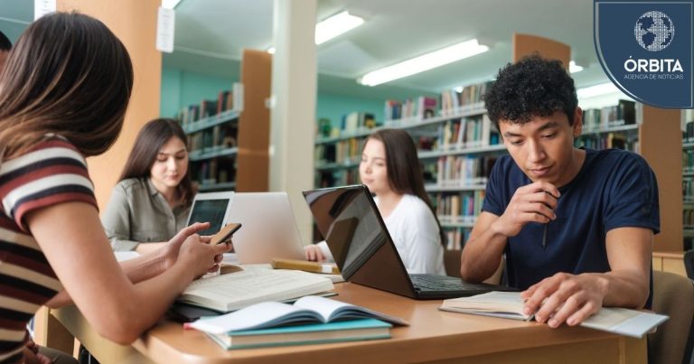 Conoce las 4 habilidades que la IA está desarrollando en los futuros profesionales peruanos