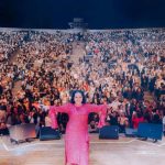 Eva Ayllón: Así fue “Y sigo aquí”, el concierto con el que la maestra cautivó al Anfiteatro del Parque de la Exposición