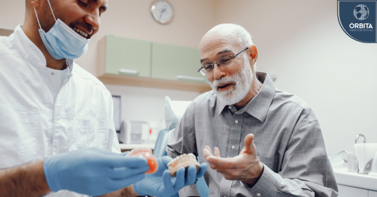 ¿Cuándo es necesaria una prótesis dental y por qué no conviene postergarla?